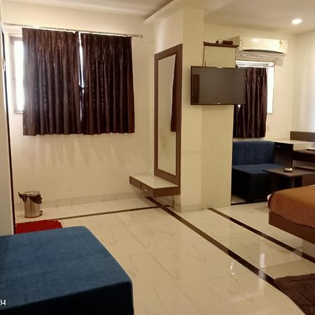 דמאן Hotel Saikripa Imperial מראה חיצוני תמונה